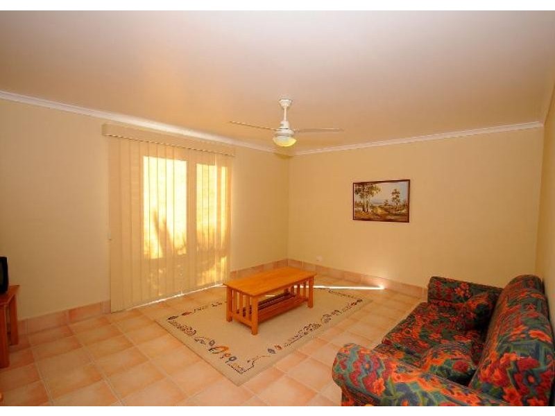 18 Ries Road, Toogoom QLD 4655
