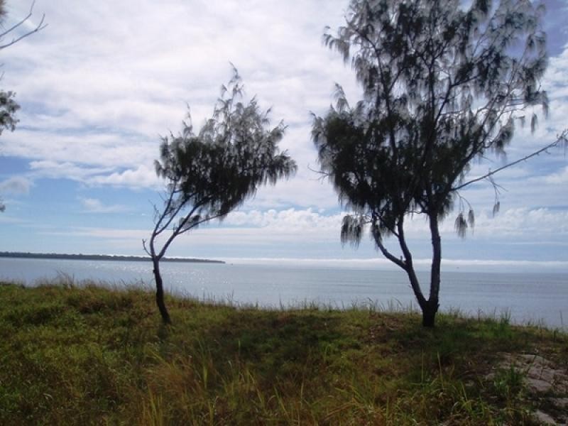 185 Burrum Street, Burrum Heads QLD 4659