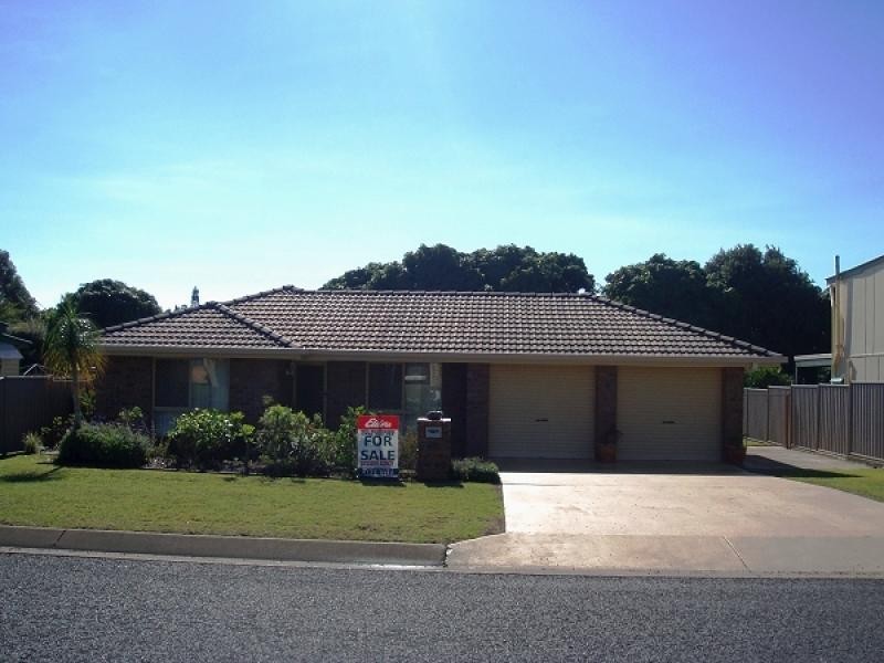 76 Howard Street,, Burrum Heads QLD 4659
