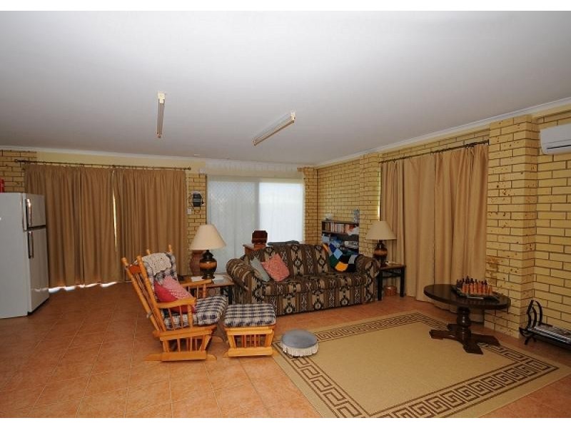 50 Riverview Drive, Burrum Heads QLD 4659