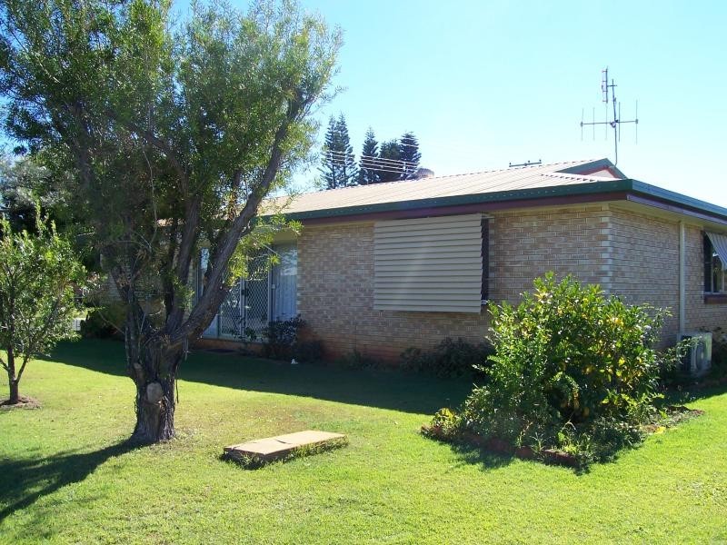 1 Cassia Street, Burrum Heads QLD 4659