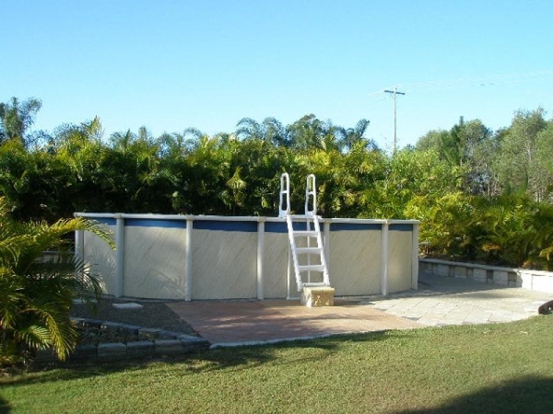 1 Oakes Drive, Burrum Heads QLD 4659