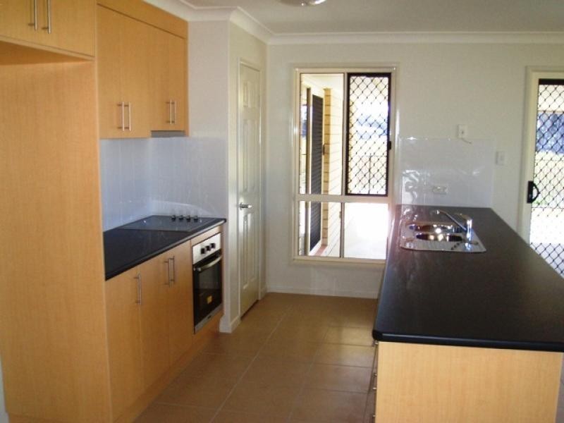 19 Sirenia Drive, Burrum Heads QLD 4659