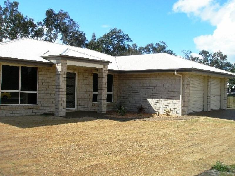 19 Sirenia Drive, Burrum Heads QLD 4659