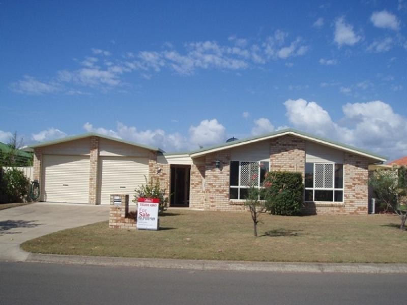 12 Sunrise Crescent, Burrum Heads QLD 4659