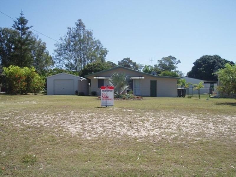 4 Hoffman Street,, Burrum Heads QLD 4659