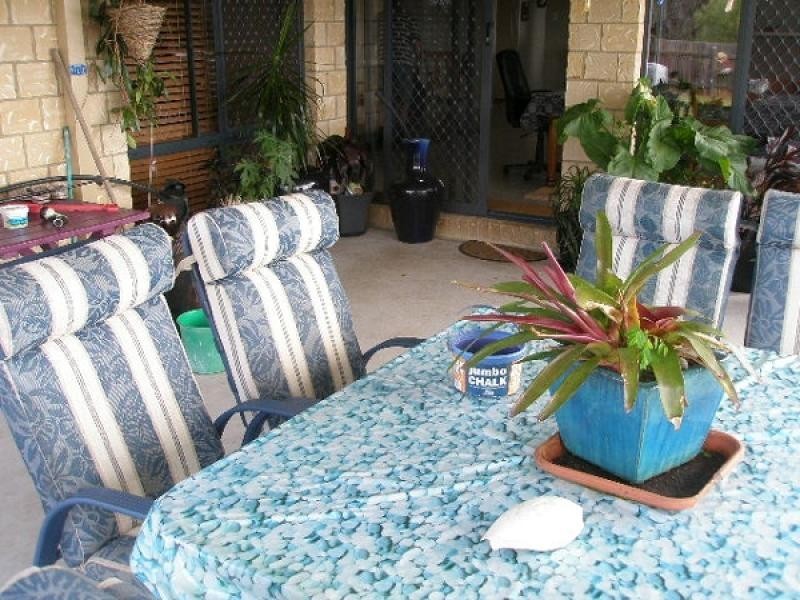 23 Lakes Boulevard, Burrum Heads QLD 4659