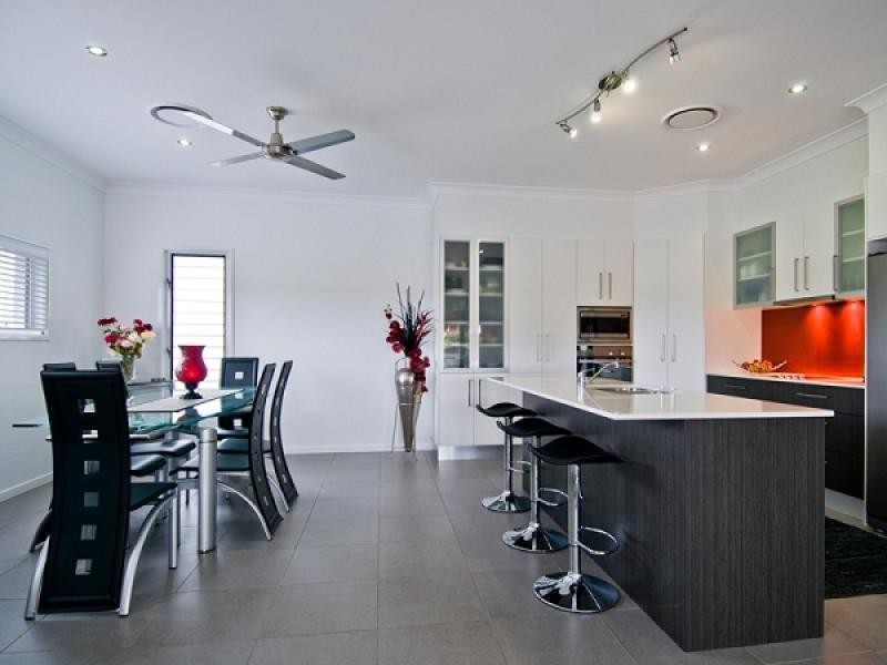 12 Honey Myrtle Close, Burrum Heads QLD 4659