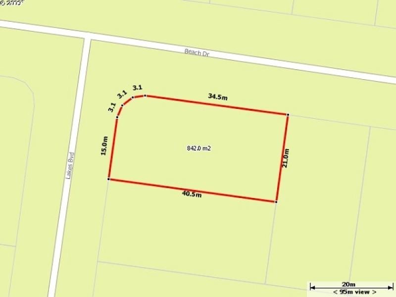 2 Lakes Boulevard, Burrum Heads QLD 4659