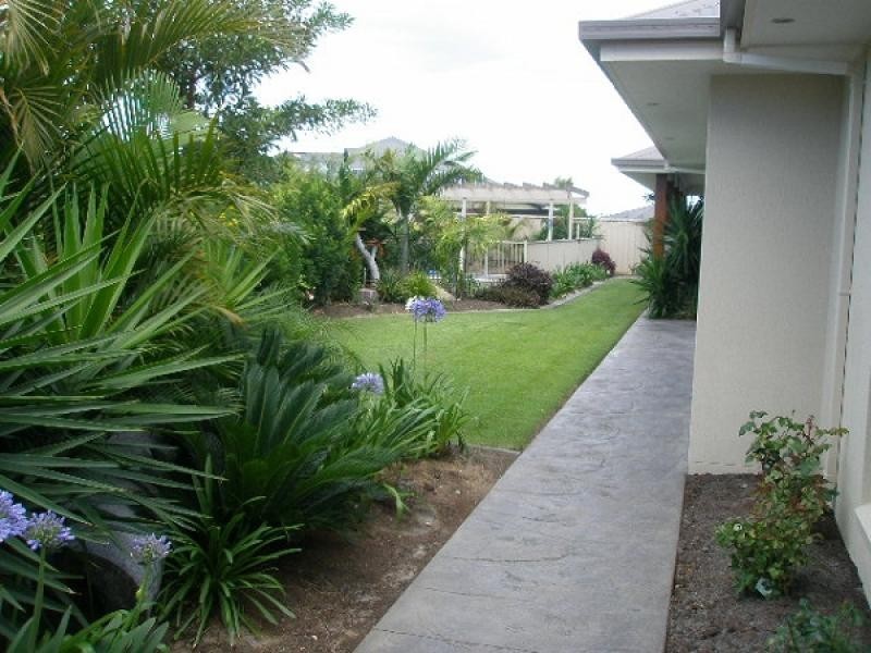 6 Krista Court, Burrum Heads QLD 4659