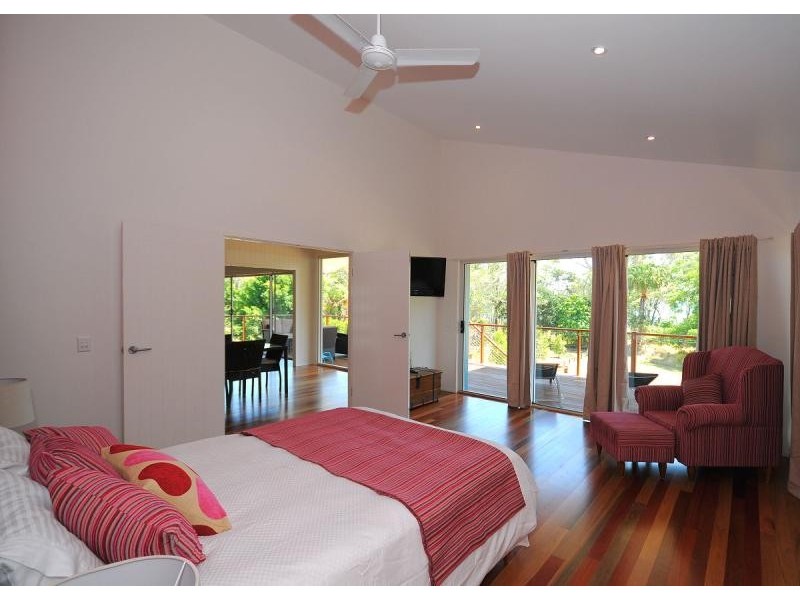 178 Kingfisher Pde, Toogoom QLD 4655