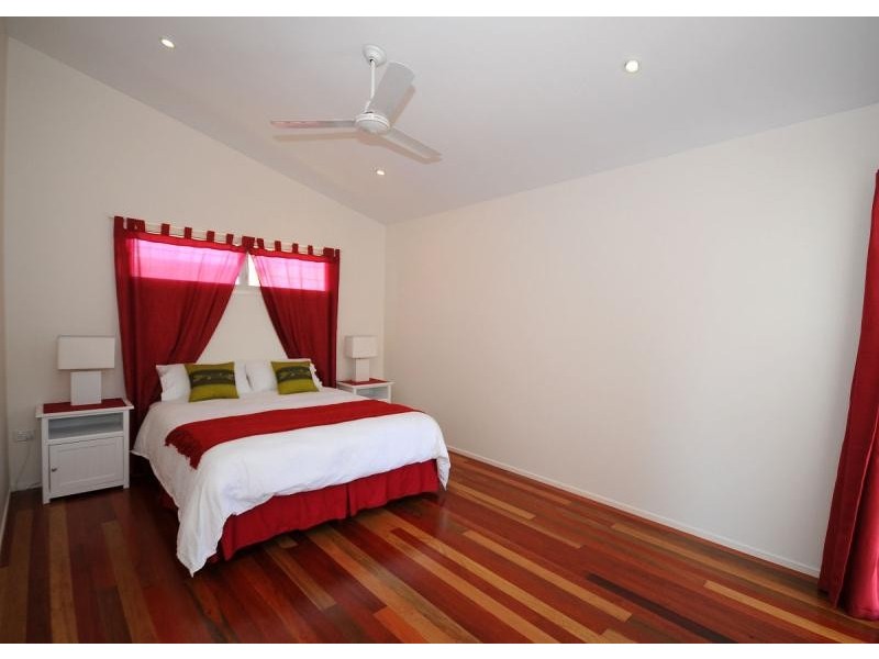 178 Kingfisher Pde, Toogoom QLD 4655