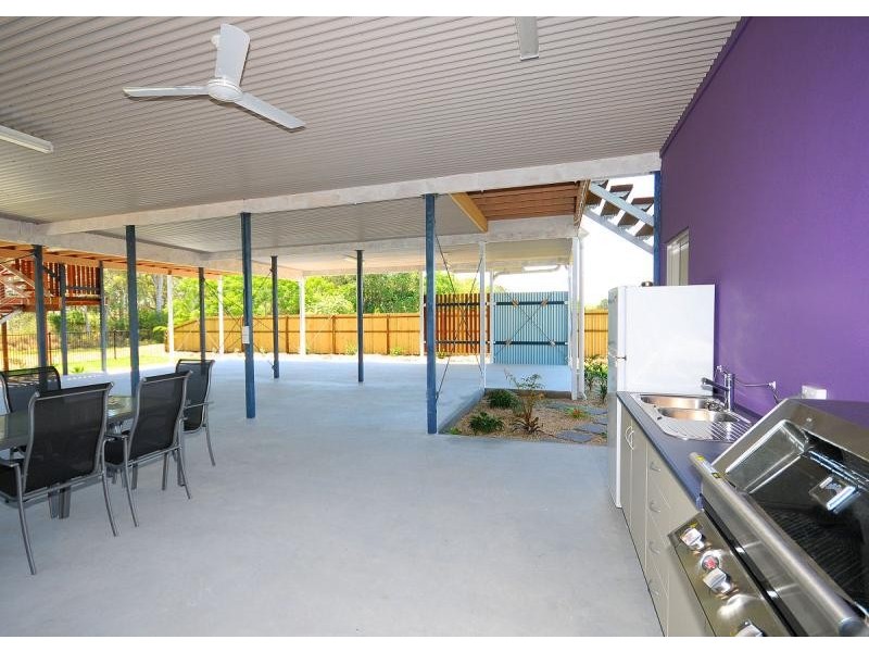 178 Kingfisher Pde, Toogoom QLD 4655