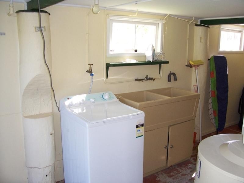 11 Burrum Street, Burrum Heads QLD 4659