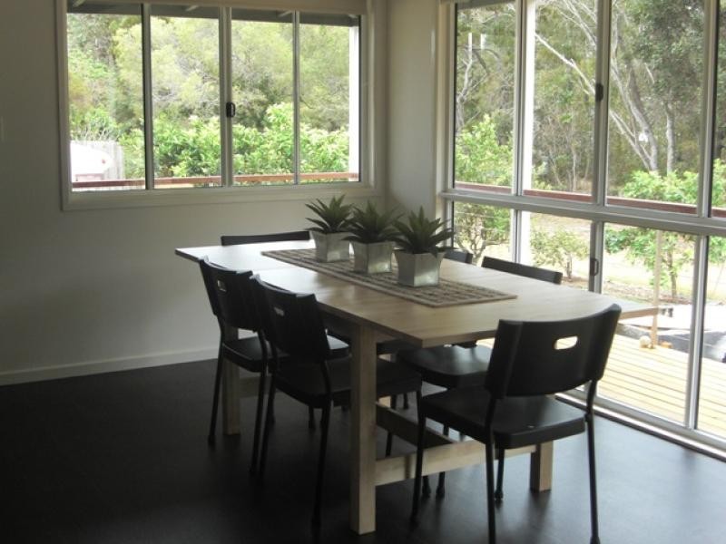 130 Kingfisher Pde, Toogoom QLD 4655