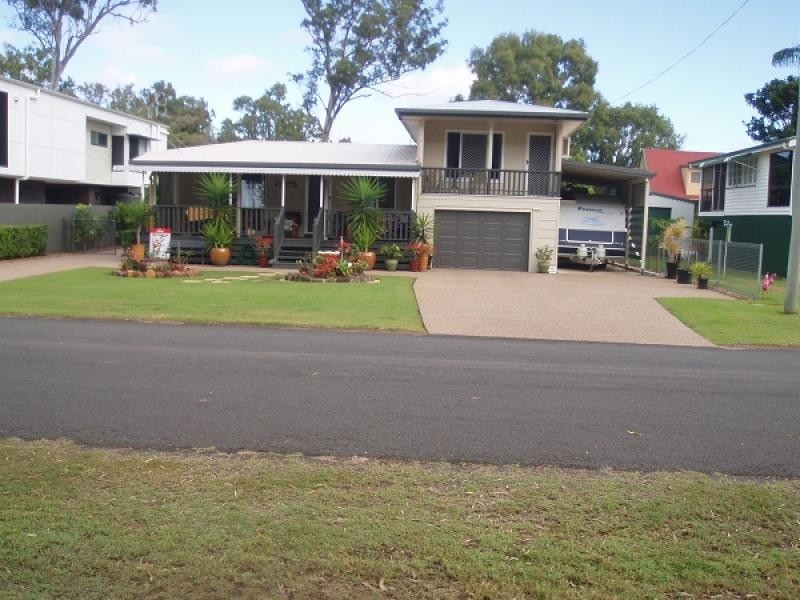 185 Burrum Street, Burrum Heads QLD 4659