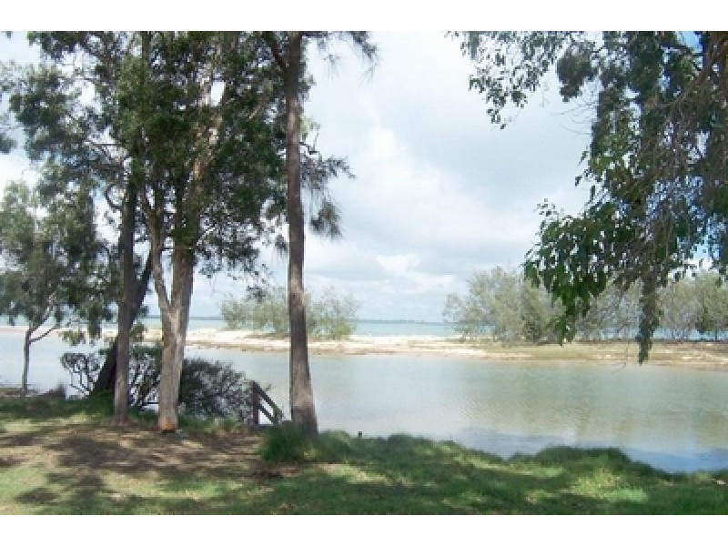 78 Riverview Drive, Burrum Heads QLD 4659