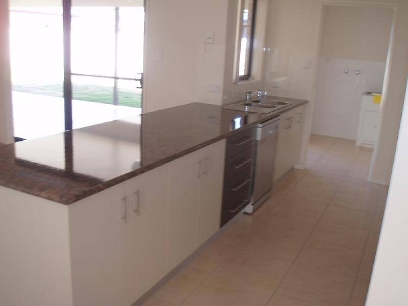 31 Louise Drive, Burrum Heads QLD 4659