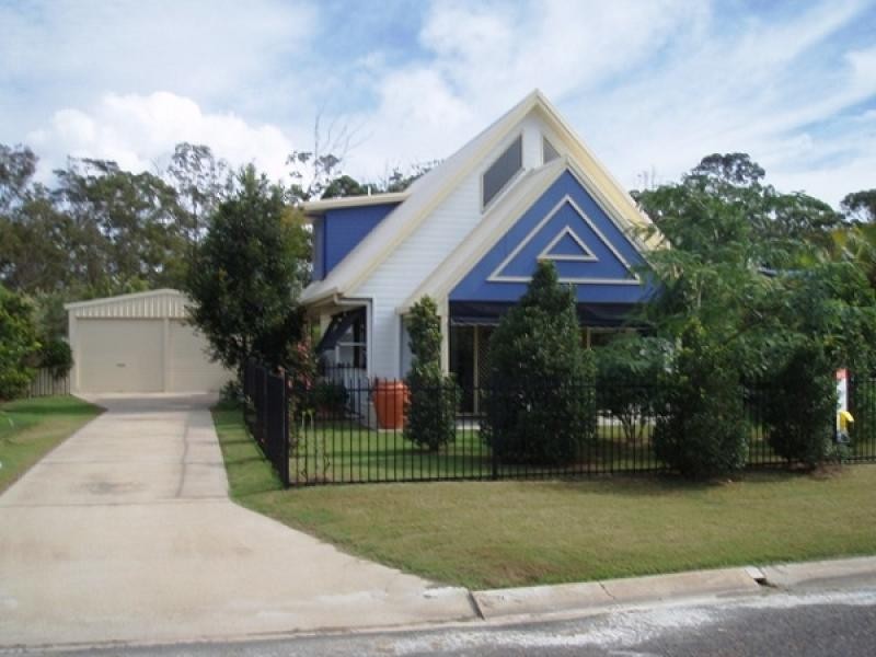 15 Lakeside Drive,, Burrum Heads QLD 4659