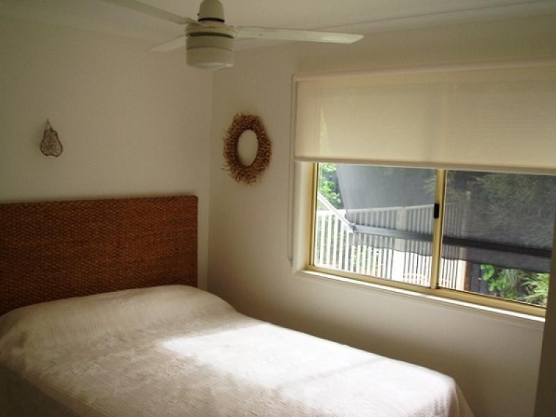 15 Lakeside Drive,, Burrum Heads QLD 4659