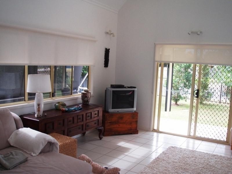 15 Lakeside Drive,, Burrum Heads QLD 4659