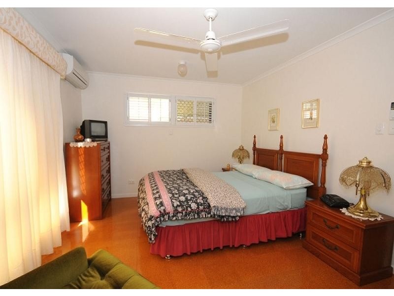 50 Riverview Drive, Burrum Heads QLD 4659