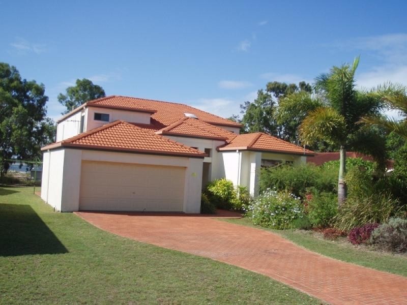 84 Riverview Drive, Burrum Heads QLD 4659