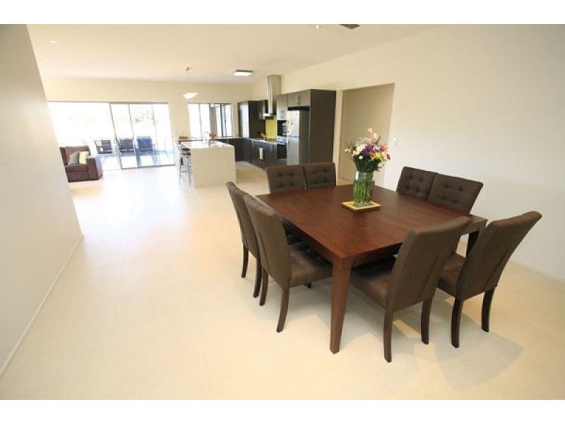 14 Traviston Way,, Burrum Heads QLD 4659