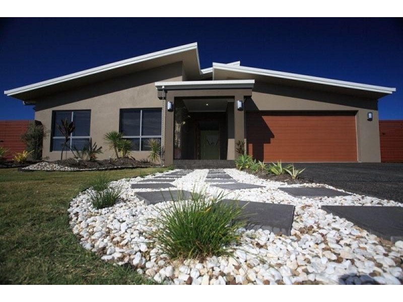 14 Traviston Way,, Burrum Heads QLD 4659