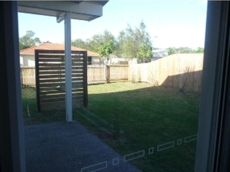 2/5 Seaway Pde, Toogoom, Toogoom QLD 4655