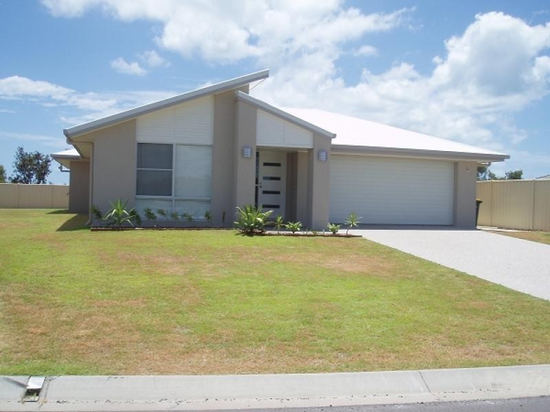 5 Honey Myrtle Close, Burrum Heads QLD 4659