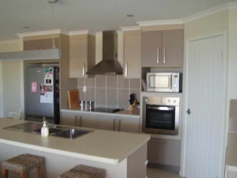 5 Honey Myrtle Close, Burrum Heads QLD 4659