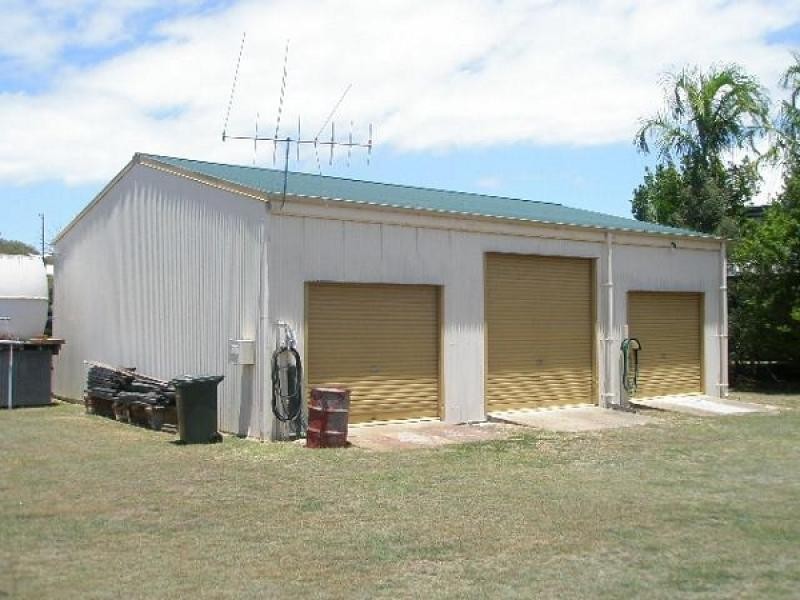 14 Torbanlea Street, Burrum Heads QLD 4659