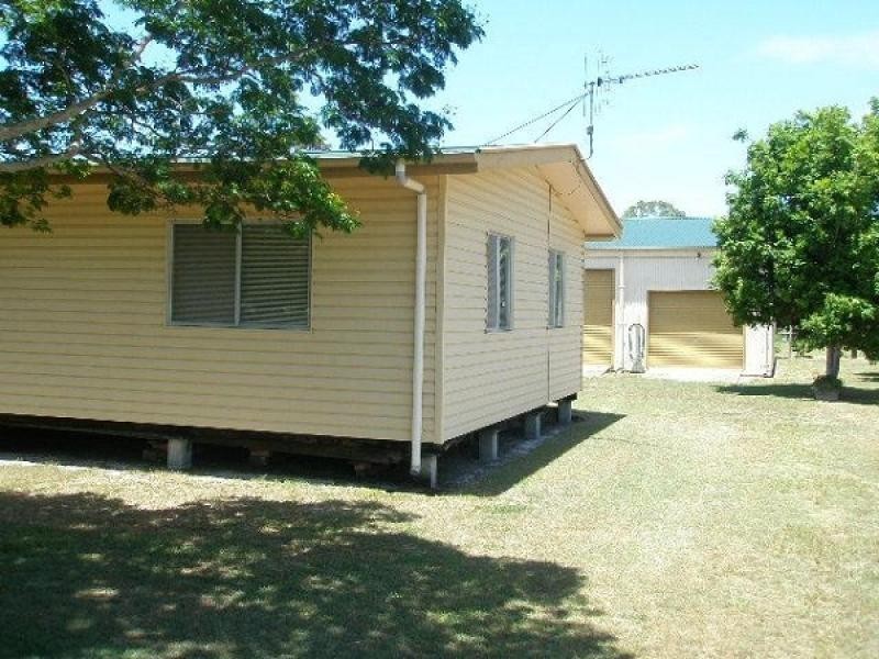 14 Torbanlea Street, Burrum Heads QLD 4659