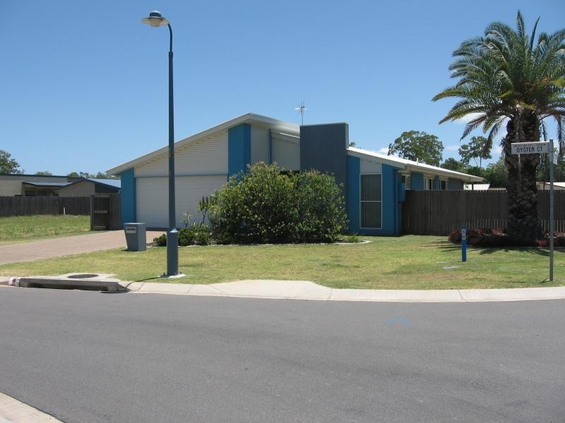 1 Oyster Court, Toogoom QLD 4655