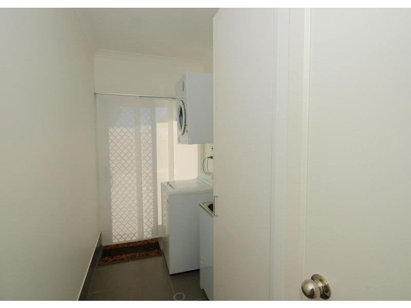 2 Tamarind Close, Burrum Heads QLD 4659