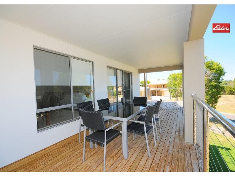 2 Tamarind Close, Burrum Heads QLD 4659