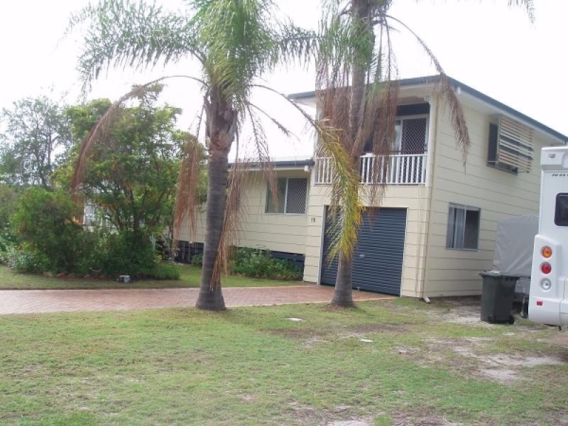 19 Hoffman Street, Burrum Heads QLD 4659