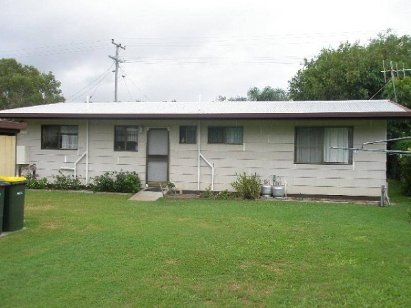 34 Riverview Drive, Burrum Heads QLD 4659