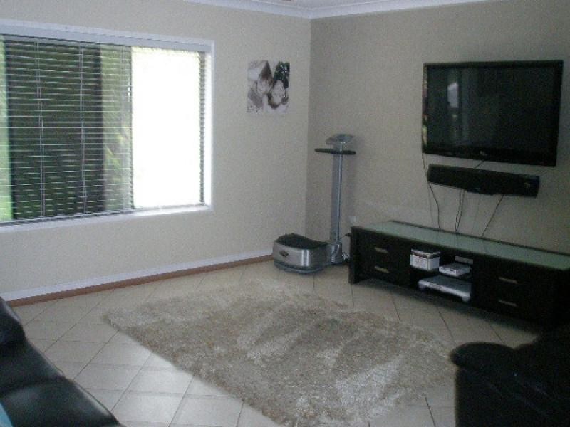 35 Dreamtime Avenue, Burrum Heads QLD 4659