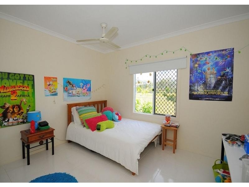 24 Sandcastles Circuit, Burrum Heads QLD 4659