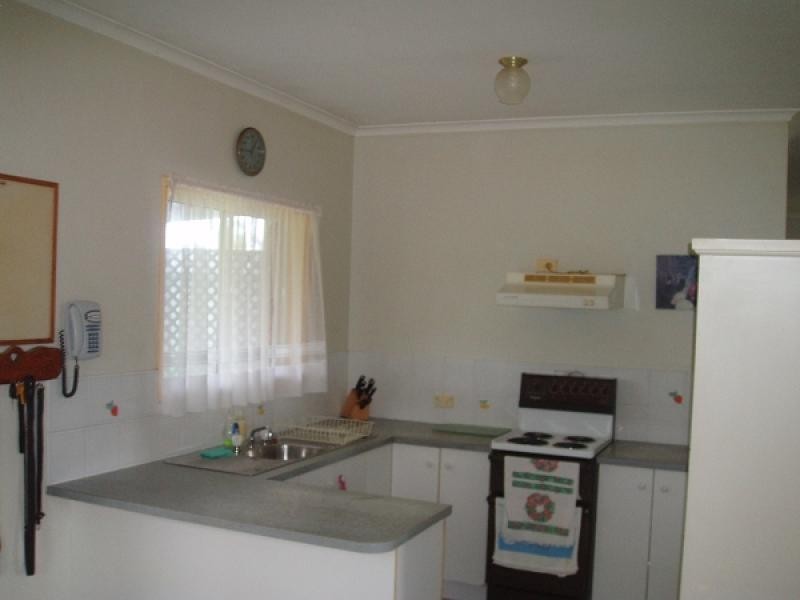 2-6 Colman Cres, Burrum Heads QLD 4659