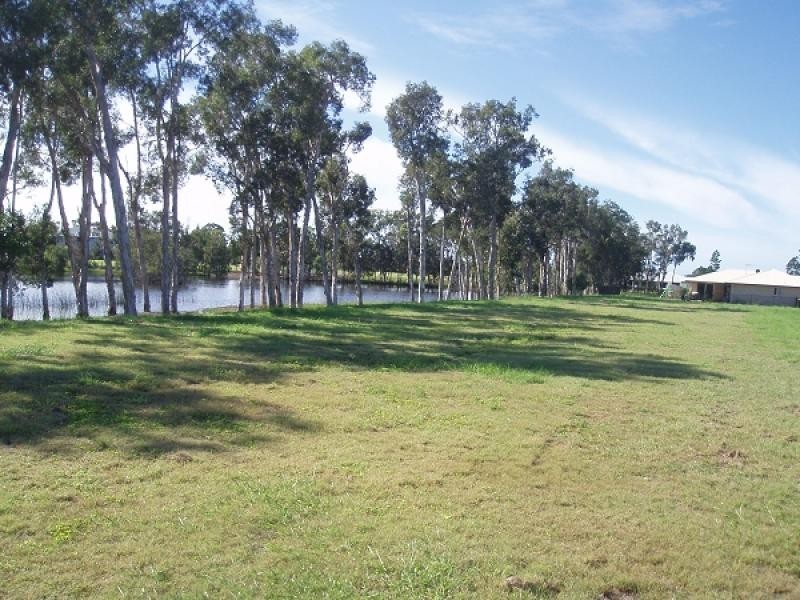 29 Sirenia Dr, Burrum Heads QLD 4659