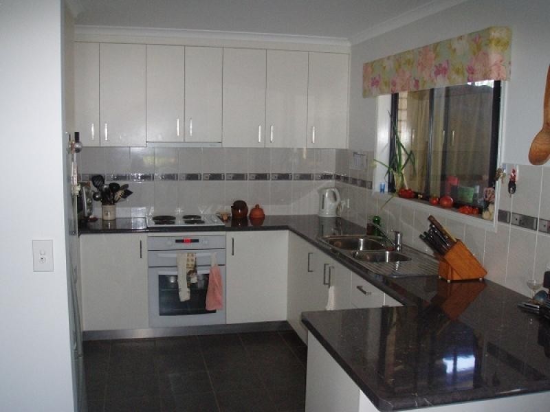 10 Brypat Close, Burrum Heads QLD 4659