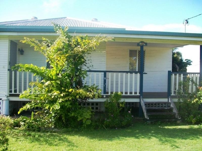 6 Crawford Street, Torbanlea QLD 4662
