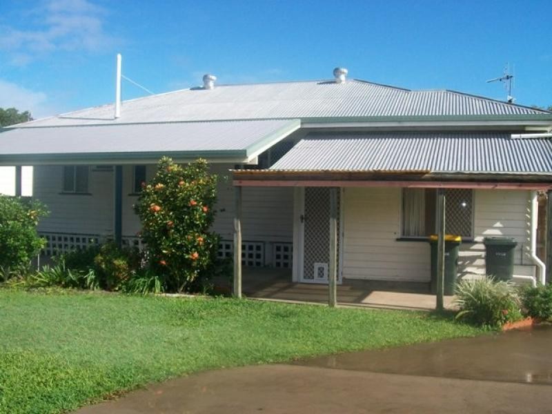 6 Crawford Street, Torbanlea QLD 4662