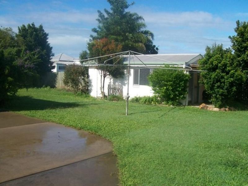 6 Crawford Street, Torbanlea QLD 4662