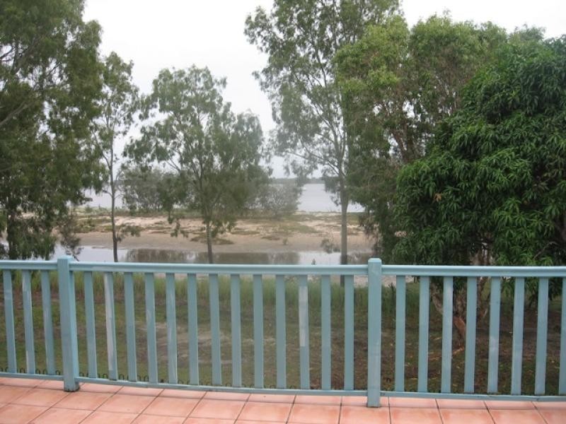 84 Riverview Drive, Burrum Heads QLD 4659