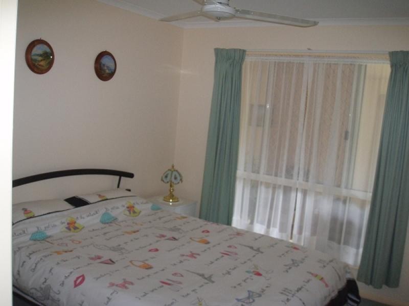 12 Sunrise Crescent, Burrum Heads QLD 4659