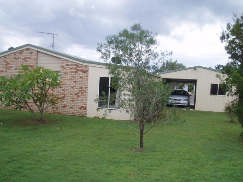 12 Sunrise Crescent, Burrum Heads QLD 4659